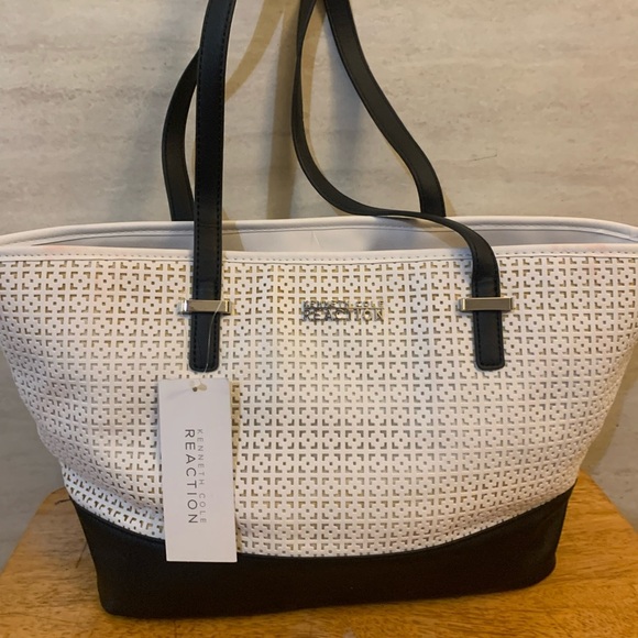 Kenneth Cole Reaction White and Black Tote Bag NWT - Picture 1 of 9